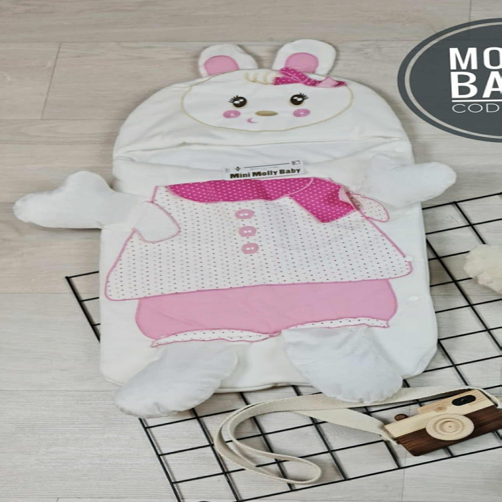 76898661-0CDB-40C6-96EE-43C06A093E97