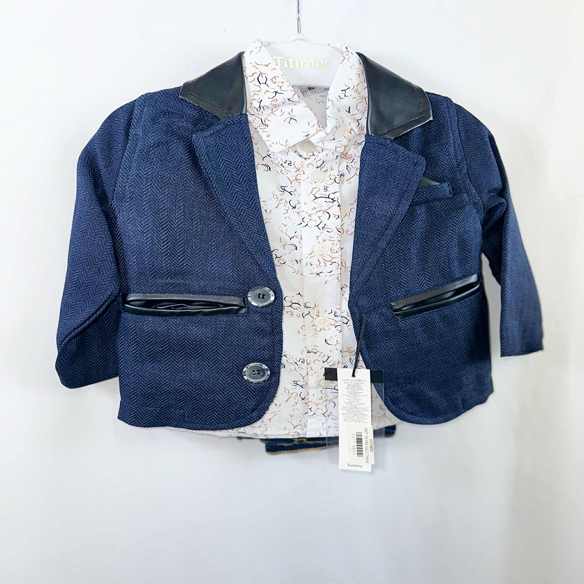 8C0D3103-0421-4D3C-A8D4-59DAA3BAB5D8